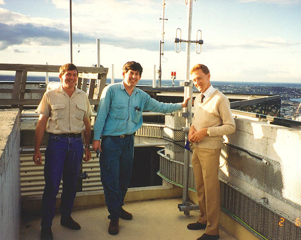 Leasing the top of Waterfront Place building in Eagle St, Brisbane to extend the wide area network to provide extended coverage around Brisbane.